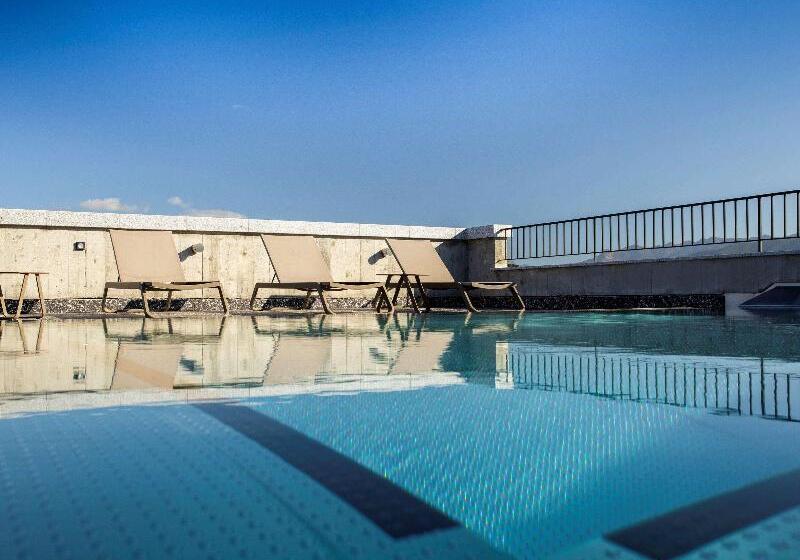 Отель Ibis Styles Ajaccio Napoleon