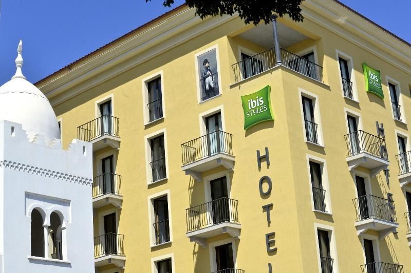 Отель Ibis Styles Ajaccio Napoleon