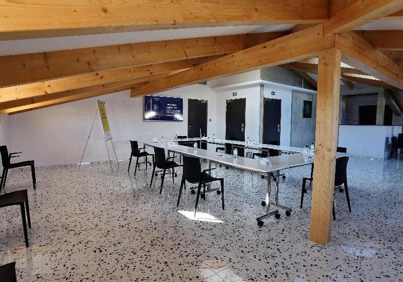 Отель Ibis Styles Ajaccio Napoleon