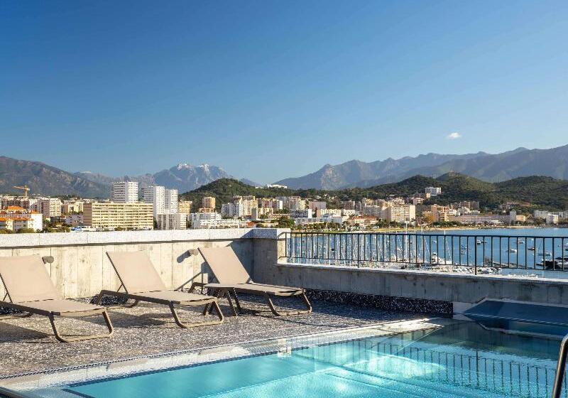 Отель Ibis Styles Ajaccio Napoleon