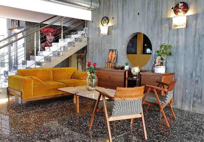 Отель Ibis Styles Ajaccio Napoleon