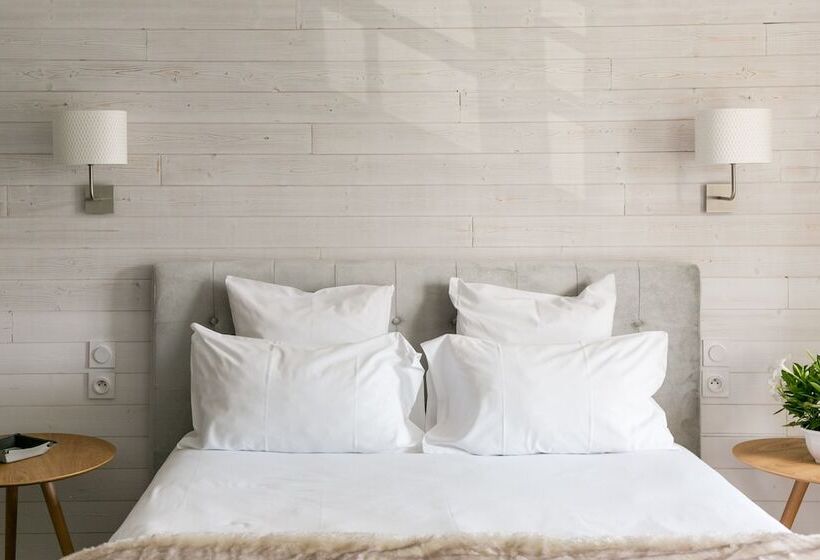 فندق Le Cotentin Appart Hôtels & Restaurant Le Cot