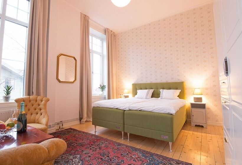 酒店 Lysekil City Rooms And Apartments