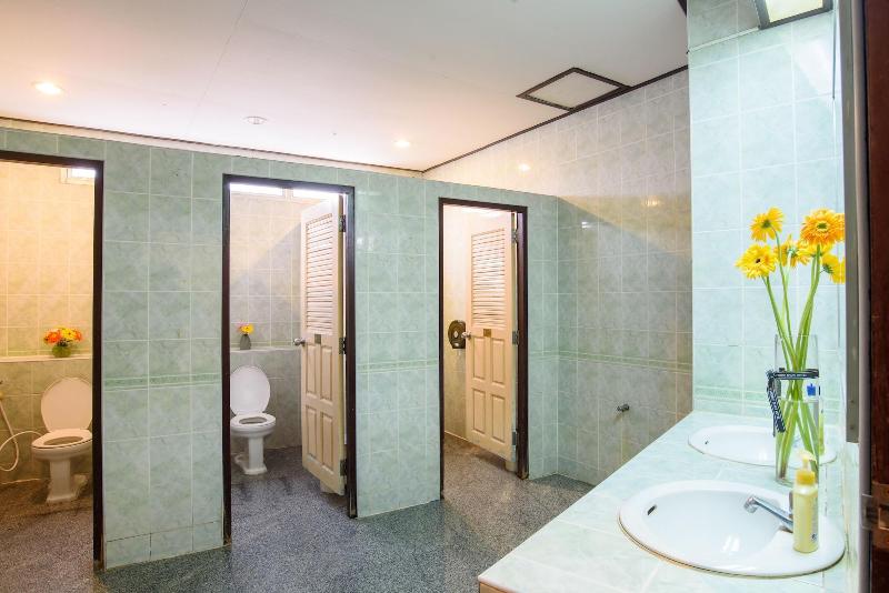 Hotel Marine Yensabai Pattaya