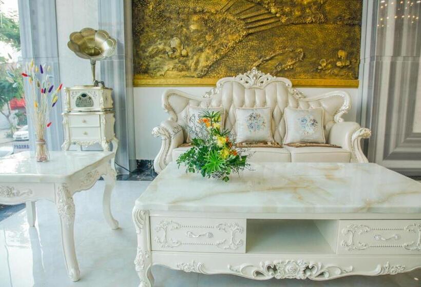 Royal Beach Hotel By Thg