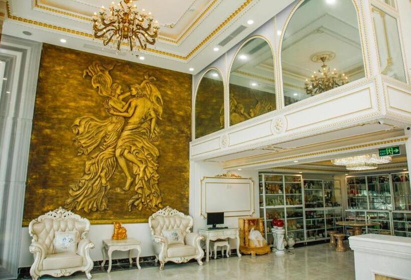 Royal Beach Hotel By Thg