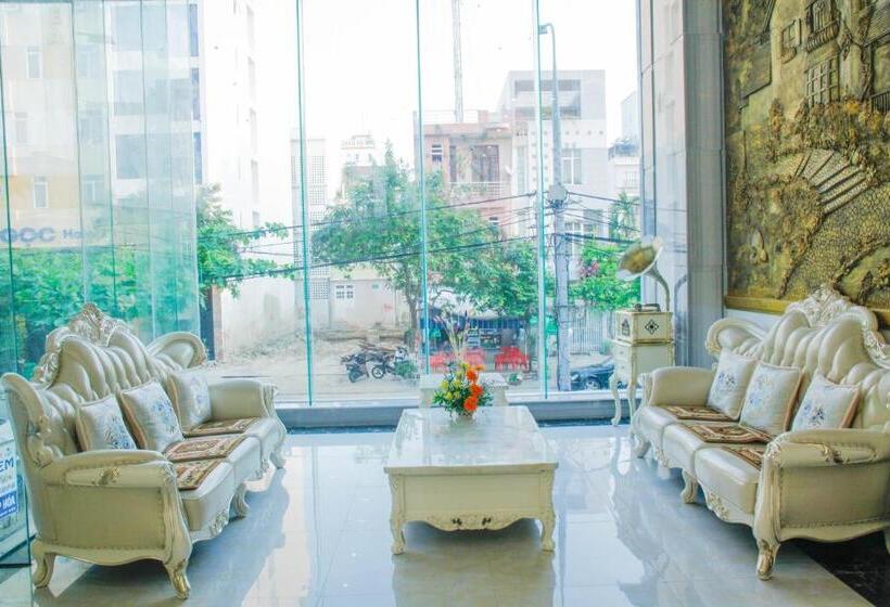 Royal Beach Hotel By Thg