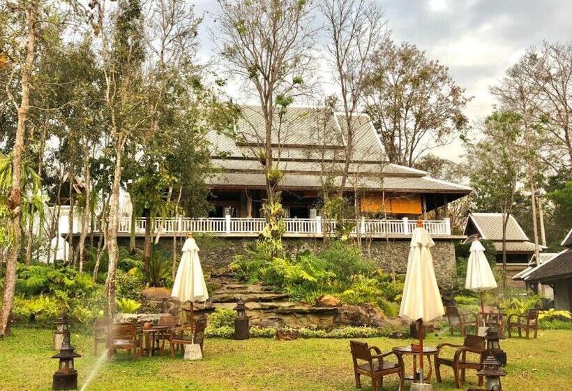 Отель Ruean Racha