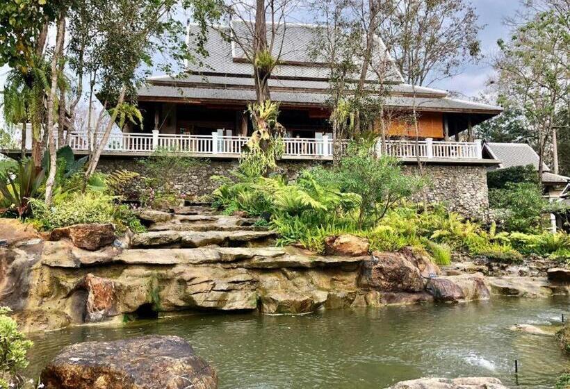 Отель Ruean Racha