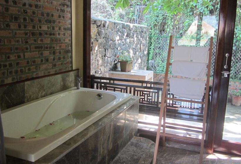 هتل Rustic Houses Tam Coc