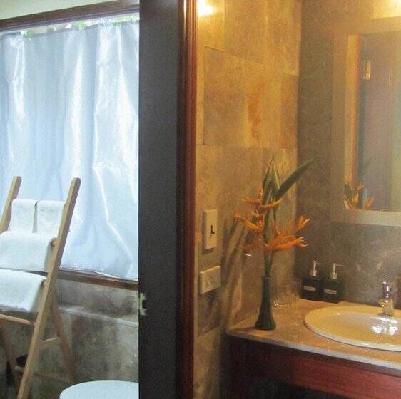 هتل Rustic Houses Tam Coc