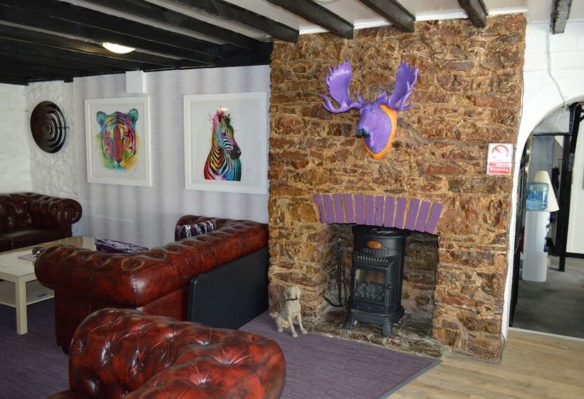 בית מלון כפרי Smugglers Haunt