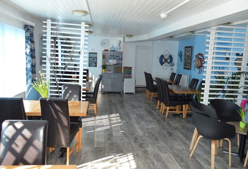 בית מלון כפרי Smugglers Haunt