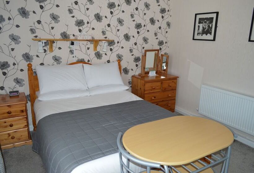 בית מלון כפרי Smugglers Haunt