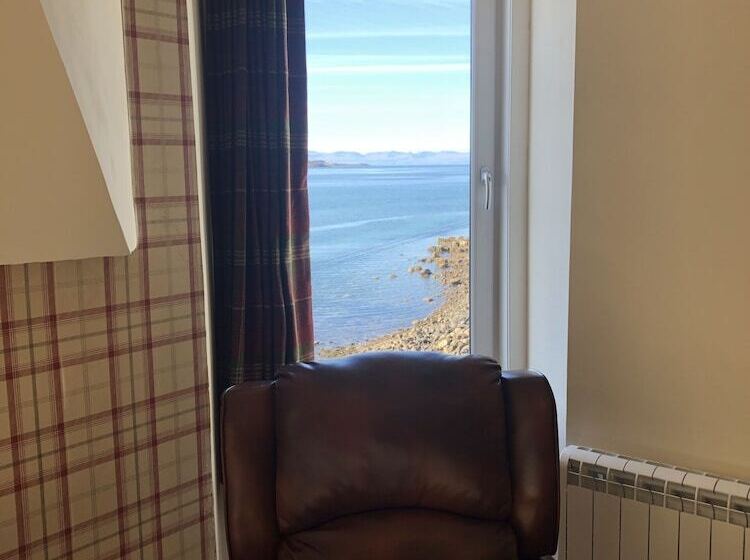 Отель The Millcroft