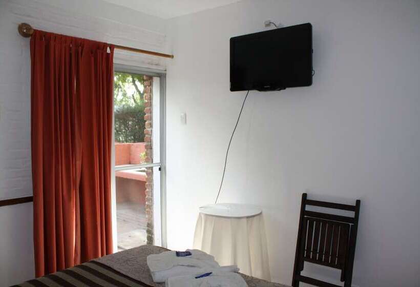 هتل Village Termas Del Dayman