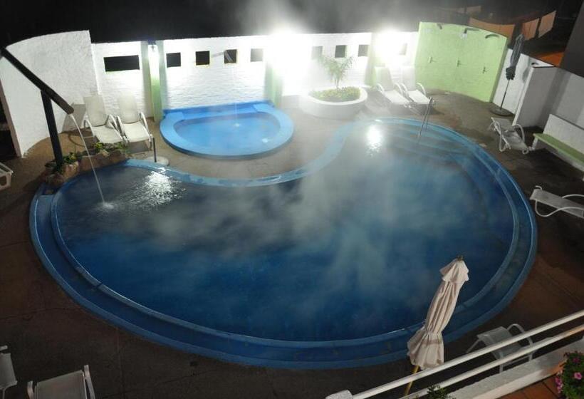 酒店 Village Termas Del Dayman