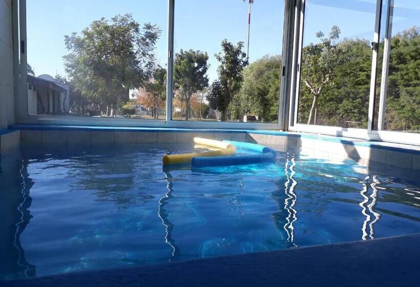 酒店 Village Termas Del Dayman