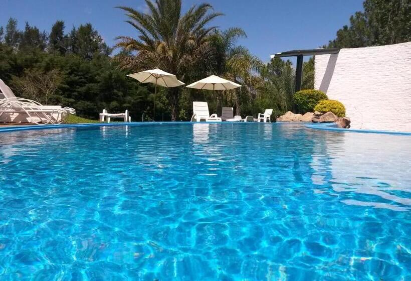 酒店 Village Termas Del Dayman