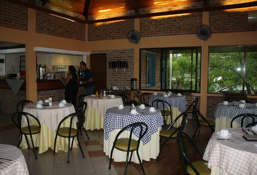 בית מלון כפרי Village Termas Del Dayman