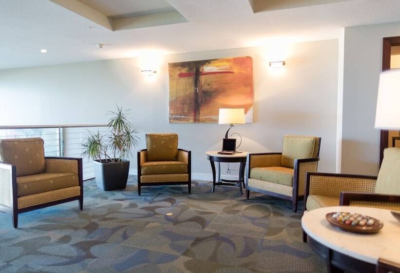 فندق Whale Cove Inn