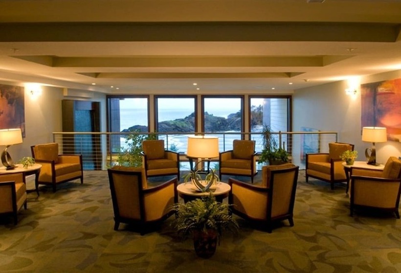 فندق Whale Cove Inn