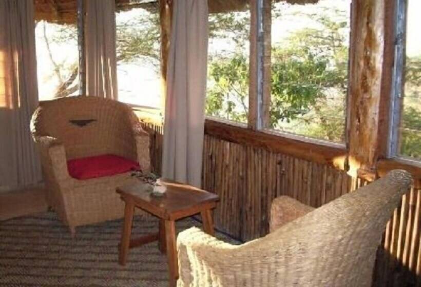 Lacam Lodge   Hostel