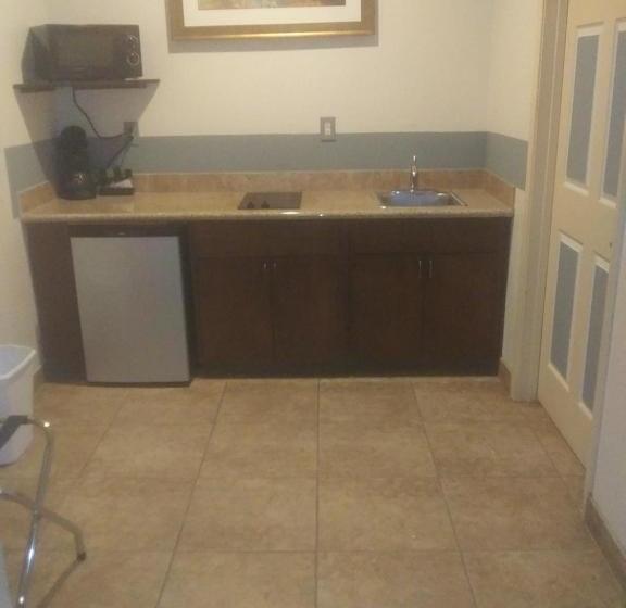 Мотель Big Lake Inn And Suites