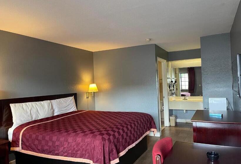 فندق على الطريق Majestic Inn