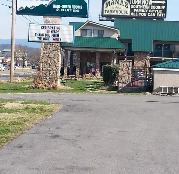 Mountain Breeze Motel