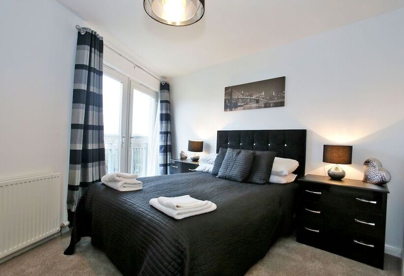 Orange Apartments Kepplestone