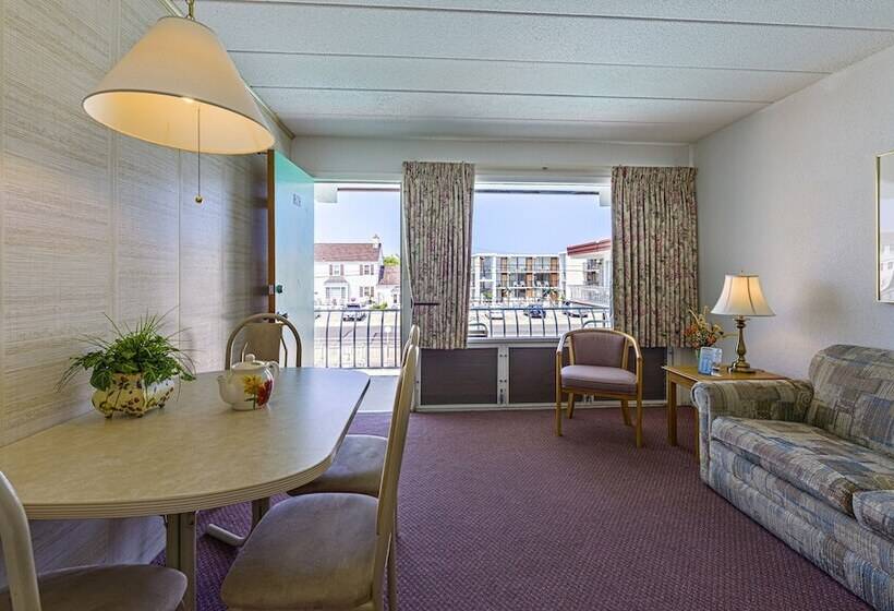 Panoramic Motel & Apartments