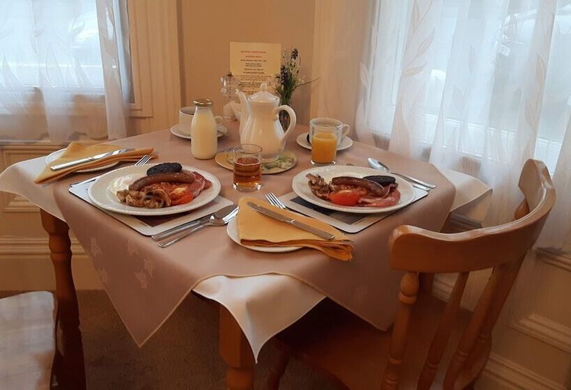 펜션 Boulmer Guest House