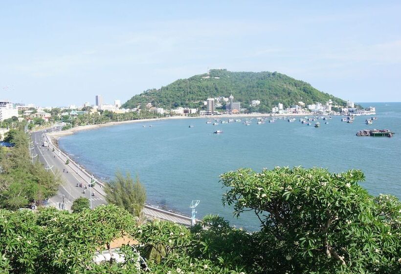 پانسیون Reddoorz Plus Near Bai Truoc