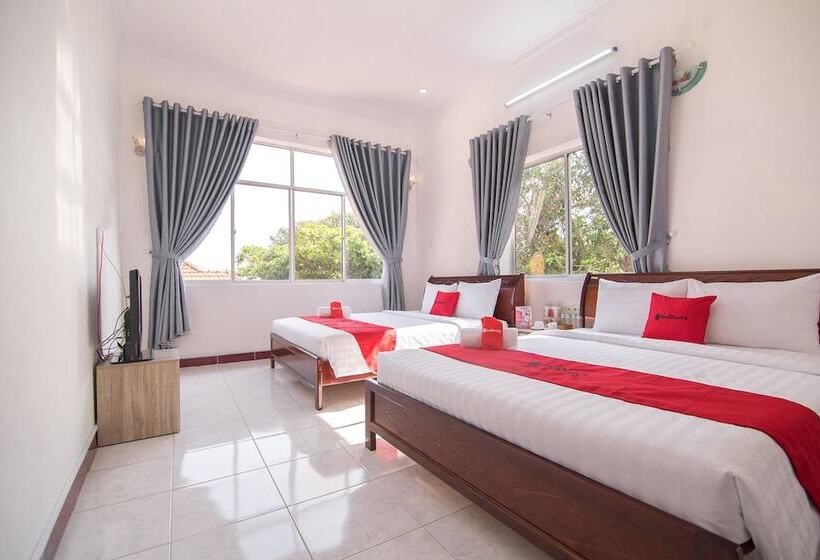 پانسیون Reddoorz Plus Near Bai Truoc