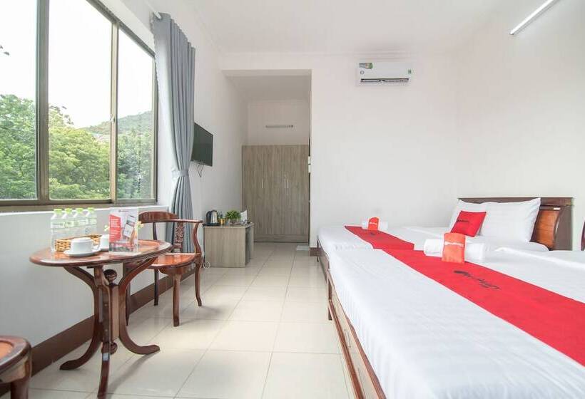 پانسیون Reddoorz Plus Near Bai Truoc