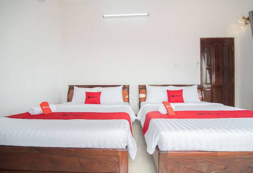 پانسیون Reddoorz Plus Near Bai Truoc