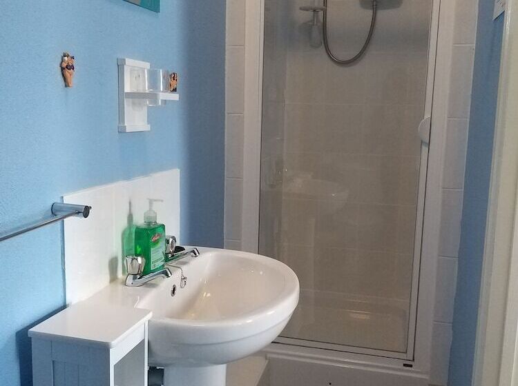 Пансион The Beach House