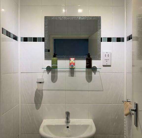 Пансион The Chestnuts