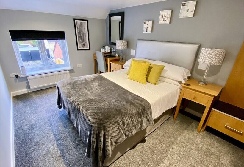 بنسيون The Ferryboat