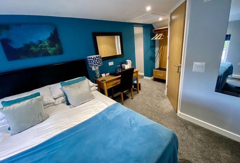 بنسيون The Ferryboat