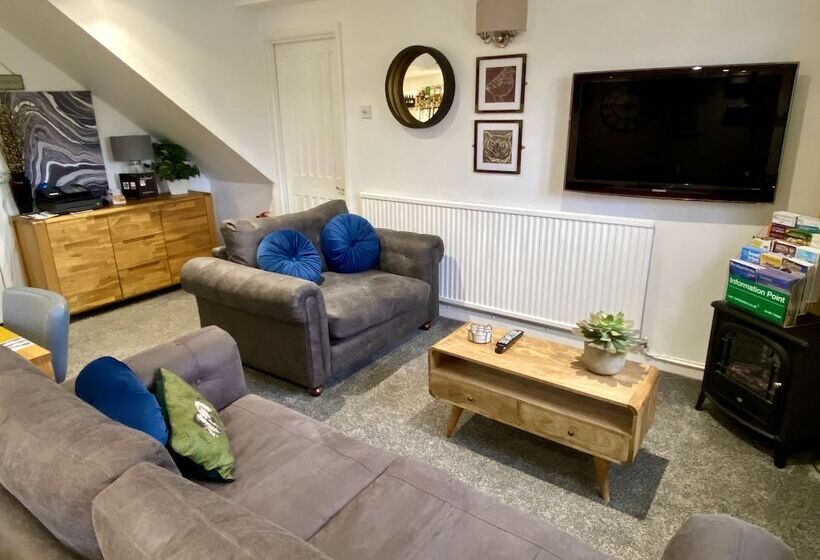 بنسيون The Ferryboat