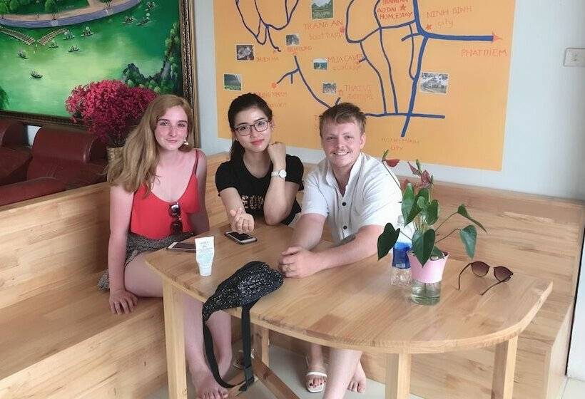 پانسیون Trang An Ao Dai Homestay