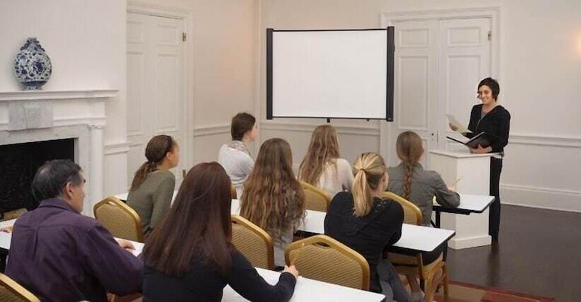 استراحتگاه Eastover Estate & Eco Village