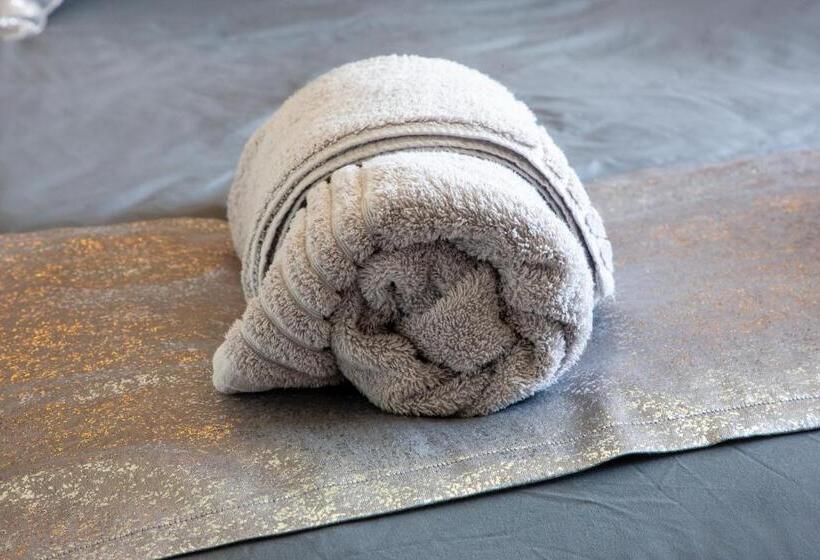 The Galley Of Lorne Inn