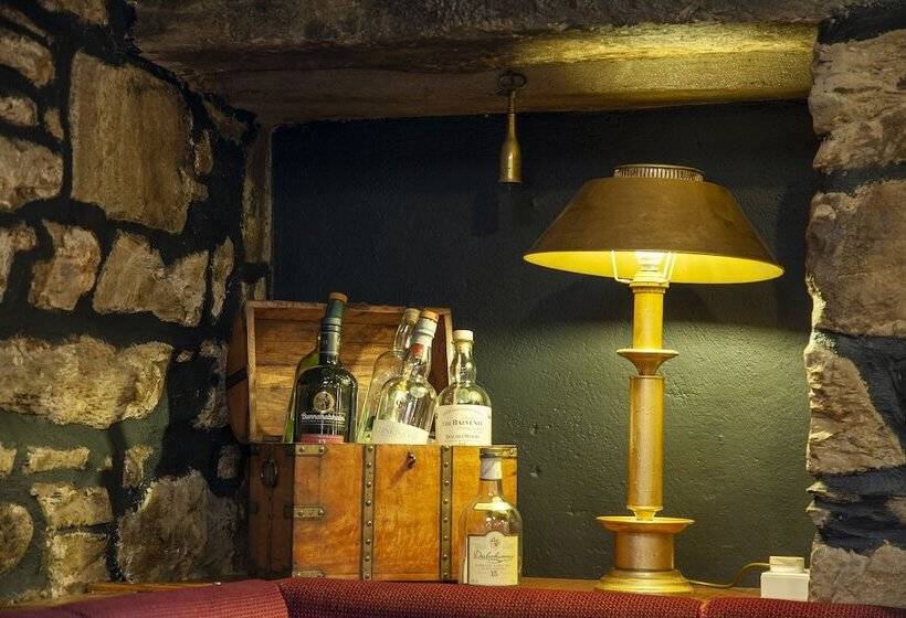 The Galley Of Lorne Inn