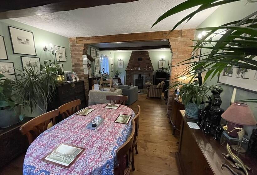 The Old Posthouse B&b