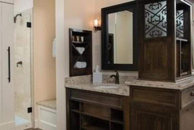 Village Hotel On Biltmore Estate