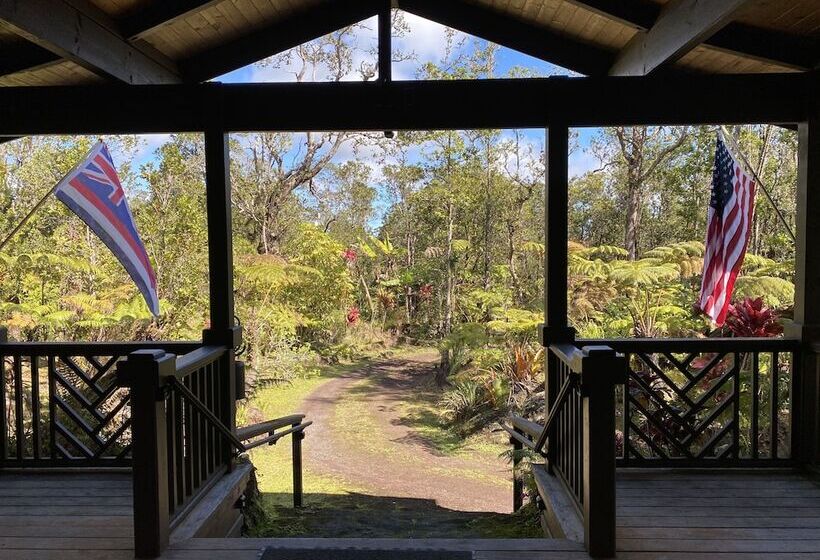 Volcano Rainforest Lodge
