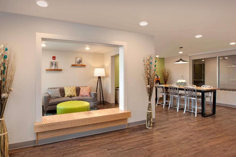 Woodspring Suites Quantico